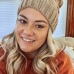 Meet your Posher, Breeanna